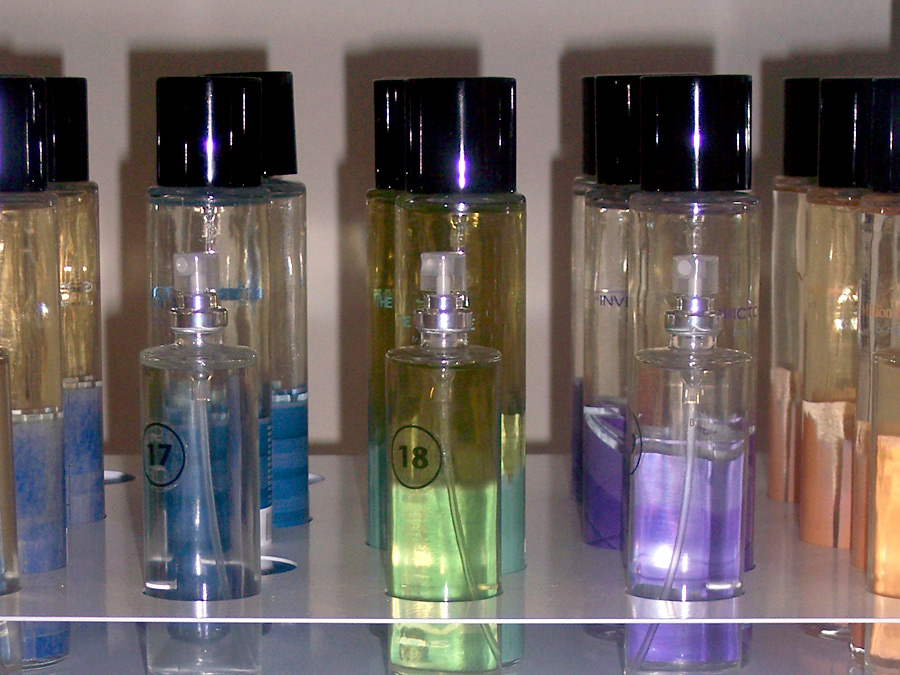 Ampliaci�n de las Estanter�as de productos de la Farmacia